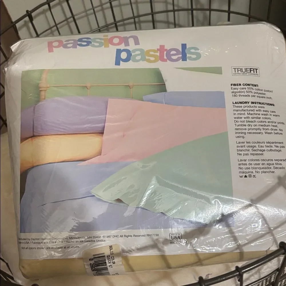 Passion Pastels Queen Sheet Set